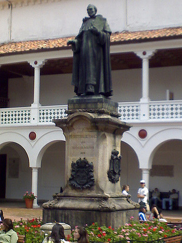 La estatua de Fray Cristóbal de Torres