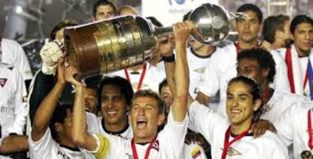 La Copa Sudamericana pasa a llamarse Copa Libertadores de América.