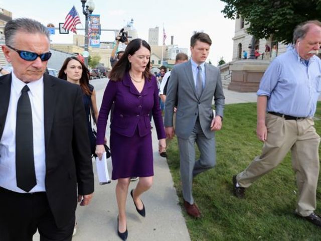 Avery hires Kathleen Zellner as Attorney