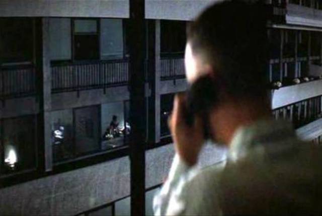 Forrest Gump see the watergate scandal