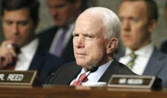 John McCain (con)
