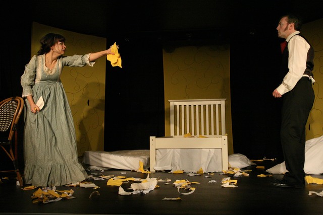 The Yellow Wallpaper (Victorianism - gender Roles - Victorianism) a semi-biographical short story by Charlotte Perkins Gillman