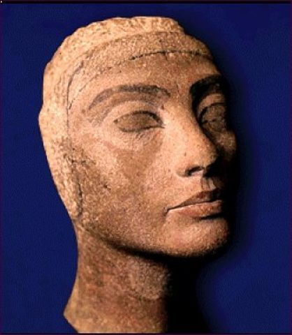 Cabeza de Nefertiti