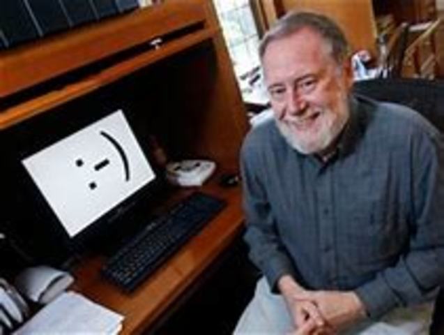 NACE EL PRIMER EMOTICONO