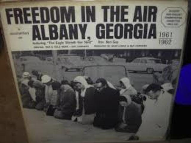 MLK goes to a Birmingham jail