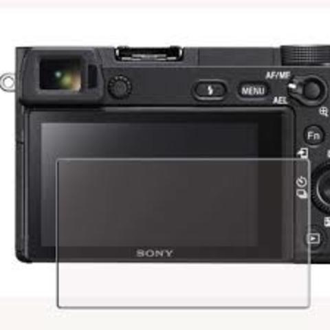 primera camara con pantalla de cristal