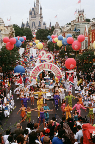 Disney Resort Celebrates 20 Years with Parade
