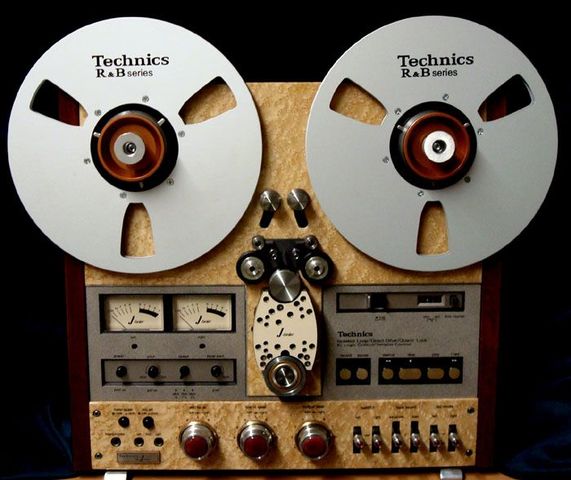 Stereo reel-to-reel tapes