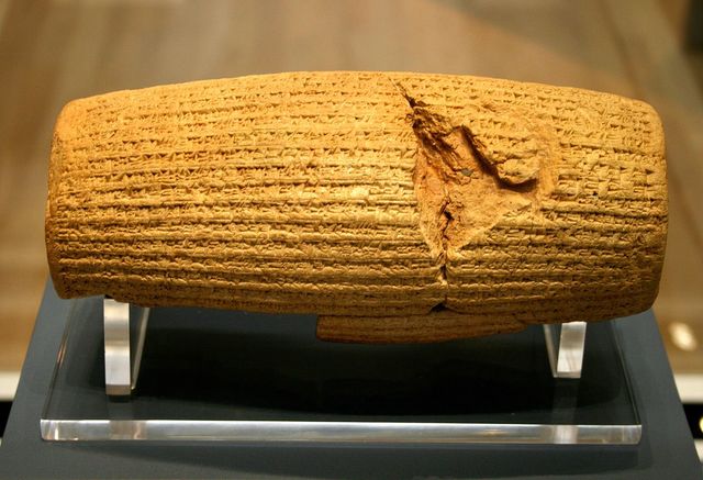 THE CYRUS CYLINDER (539 BC)