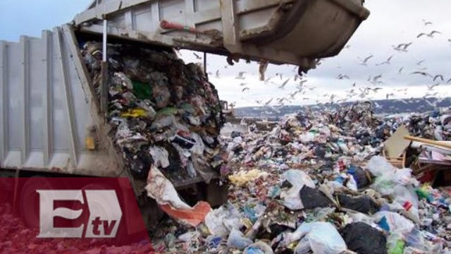 Siglo XX, (Boom comunista del usar y tirar) los vertederos acumularon demasiada basura,  y las personas entendieron la importancia de reciclar
