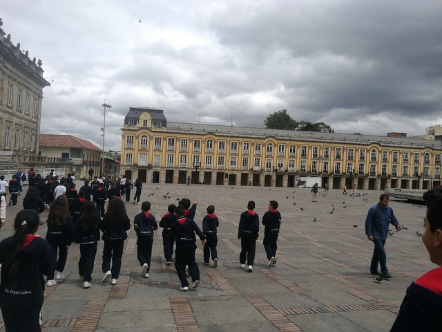 10:30 a.m  Caminando por el centro