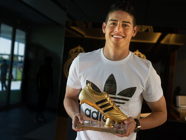 james con la bota de oro