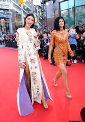 Kylie co-hosts the MuchMusic Video Awards