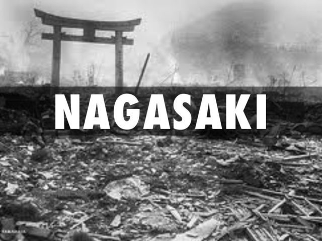 EE.UU lanza una bomba nuclear en Nagasaki.