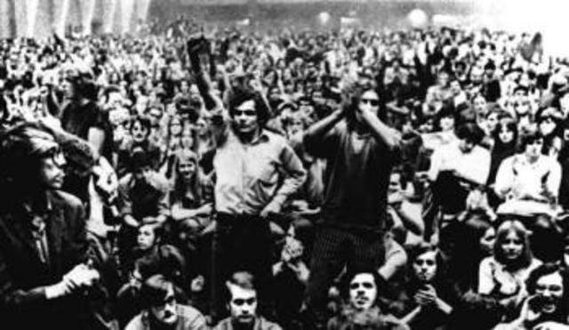 Front de Liberation du Quebec LQ party is formed