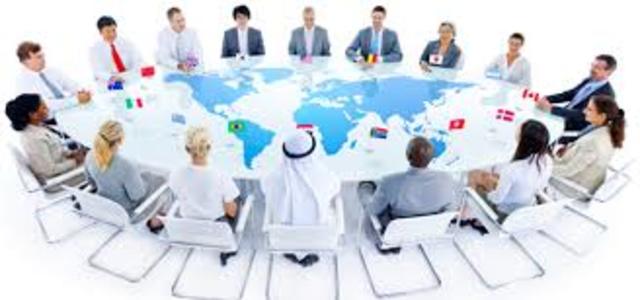 Nace el comercio y los negocios