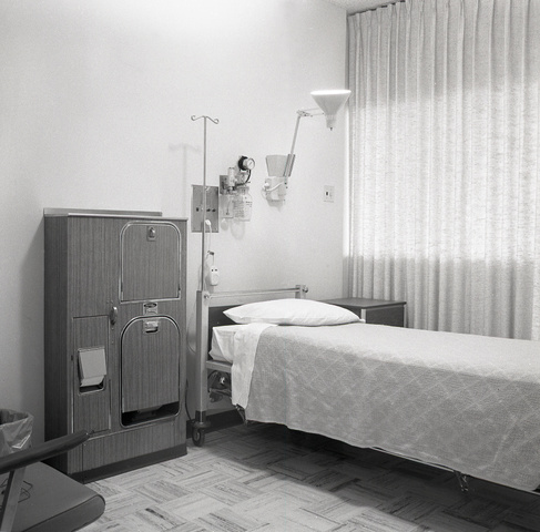 Hilary Gets Hospitalized