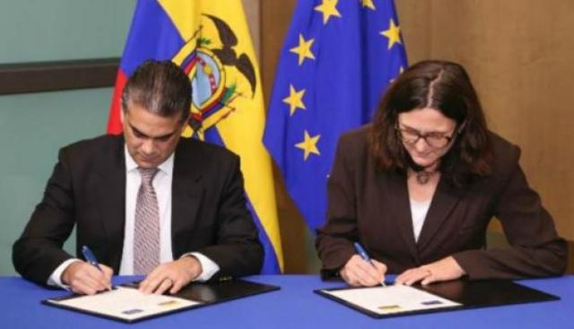 Firma de Acuerdos Comerciales