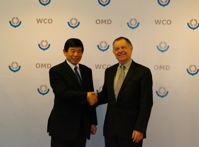 Se establecen dos comités