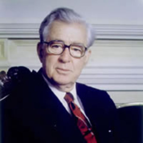 El general Virgilio Barco firmó la concesión Tibú, Norte de Santander, para exploración y explotación petrolera.