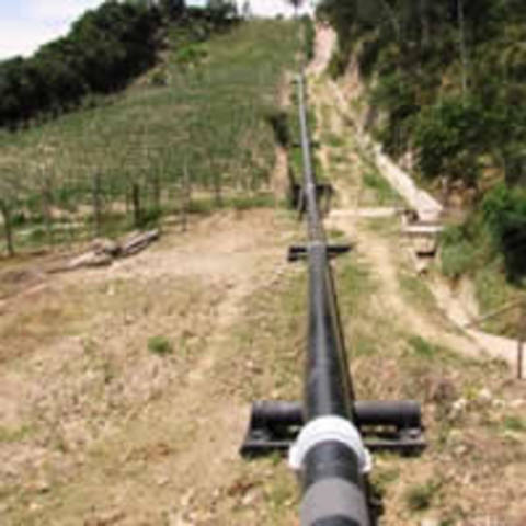 Se inauguró el oleoducto Caño Limón-Coveñas, con 770 kilómetros, que permitía exportar el crudo de Caño Limón a mercados internacionales.