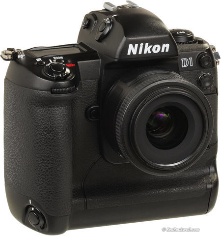 NIKON D1