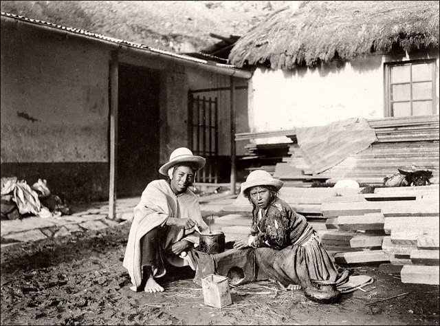 FMI (Fondo Monetario Internacional) y BM (Banco Mundial)