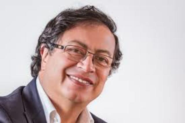 GUSTAVO FRANCISCO PETRO URREGO