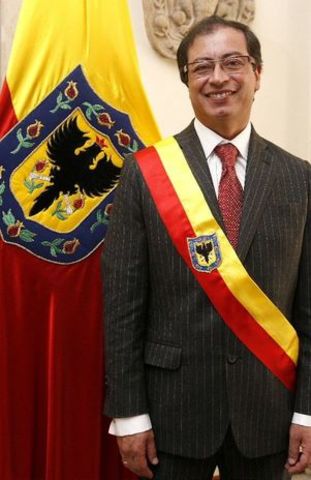 CANDIDATO A LA ALCALDIA DE BOGOTA
