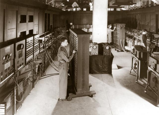 ENIAC (Electronic Numerical integrator and Computer)