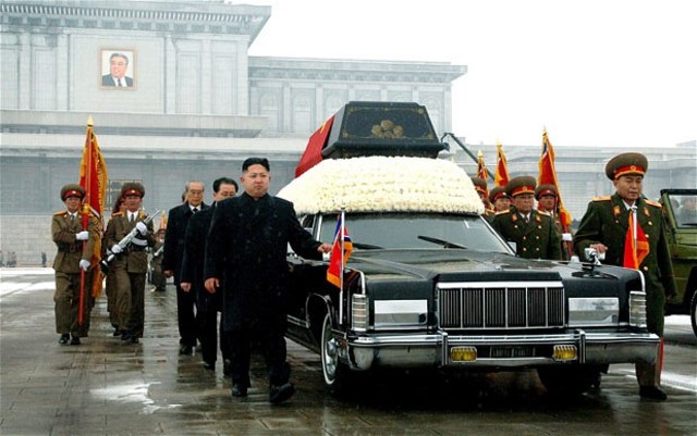 Kim Jong Il dies