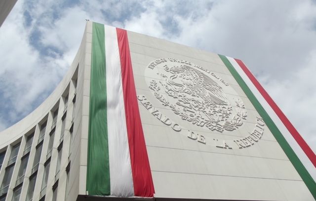 Constitución Política de los Estados Unidos Mexicanos