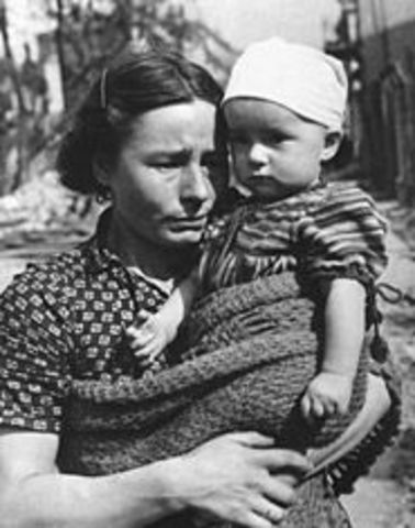 IRENA SLUNDLER HELPING JEWS