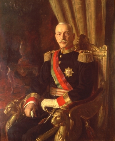 Morte do Presidente Óscar Carmona, após 23 anos de chefia de Estado.