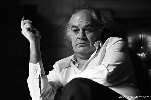 Francois Chatelet publica la Historia de la Ideologías Tomo I.