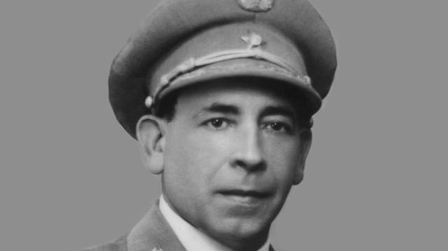 Humberto Delgado&nbsp;aceita a candidatura à Presidência da República.