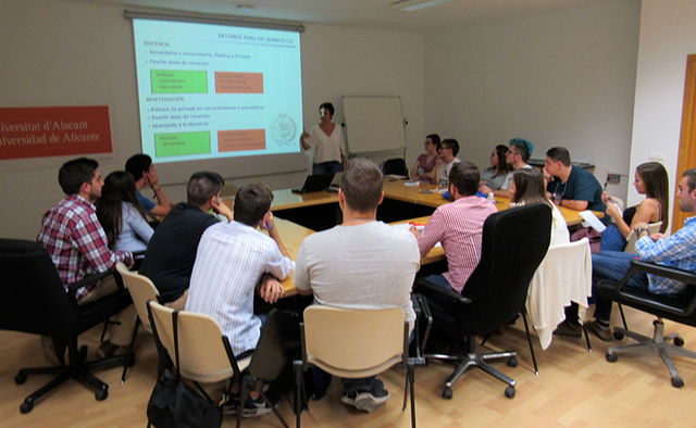 Reunión de estudiantes