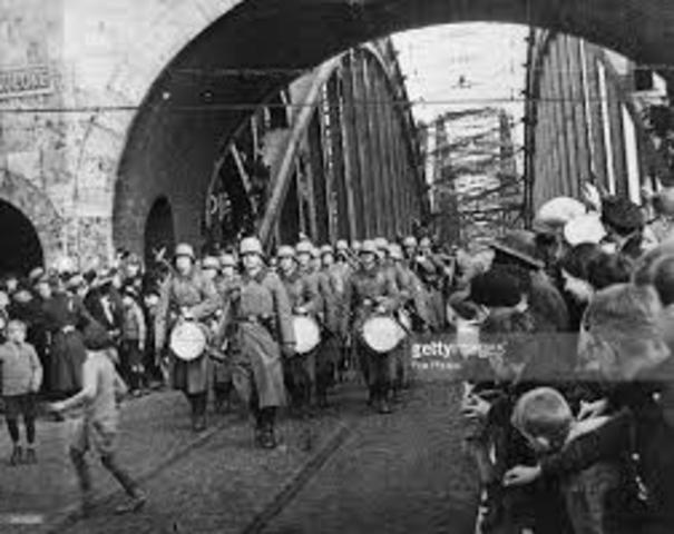 Hitler invades the Rhineland
