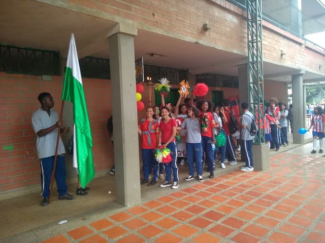 Participamos en los Olímpicos.....(Interclases)