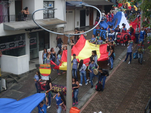 Participamos en los Olímpicos.....(Indercolegiado, Deporte, Convivencia y Paz)