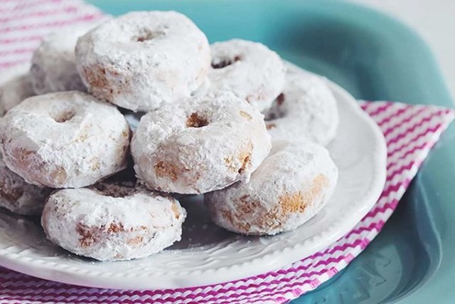 Gluten-Free Powdered Sugar Doughnuts