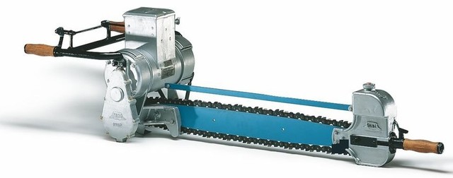 nacimiento de la motosierra