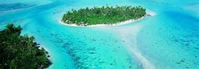 Polynesians settle Hawaii