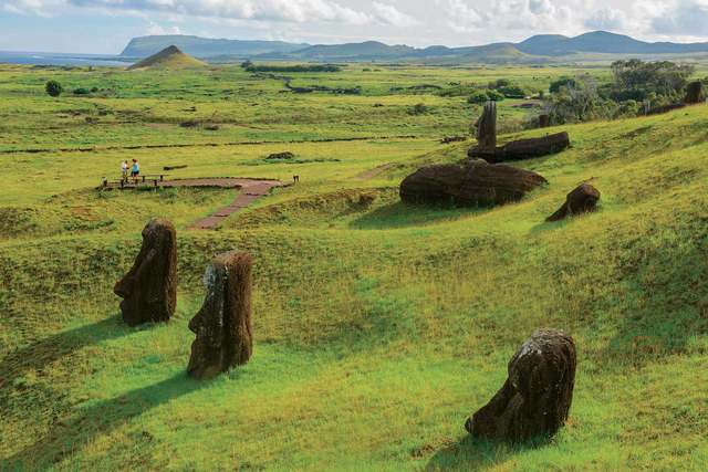 The Polynesian named their land Aotearoa (meaning long white cloud)