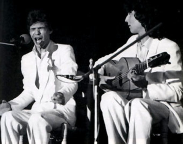 CAMARON SE ENGANCHA HA LA DROGA