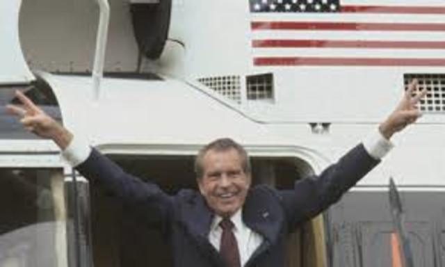 Nixon Resigns from President