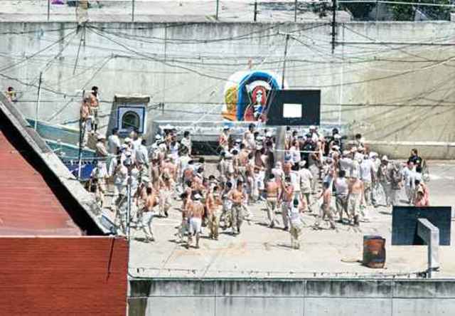 SOBREPOBLACIÒN EN LAS CÁRCELES Y FALLAS EN LA REINSERCIÒN SOCIAL