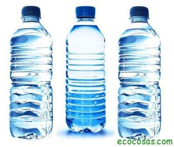historia de la botella de plastico