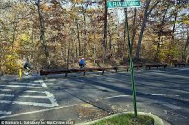 Hae's body is found in Leakin Park