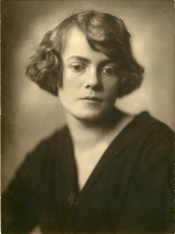 Megismerkedés Boncza Bertával